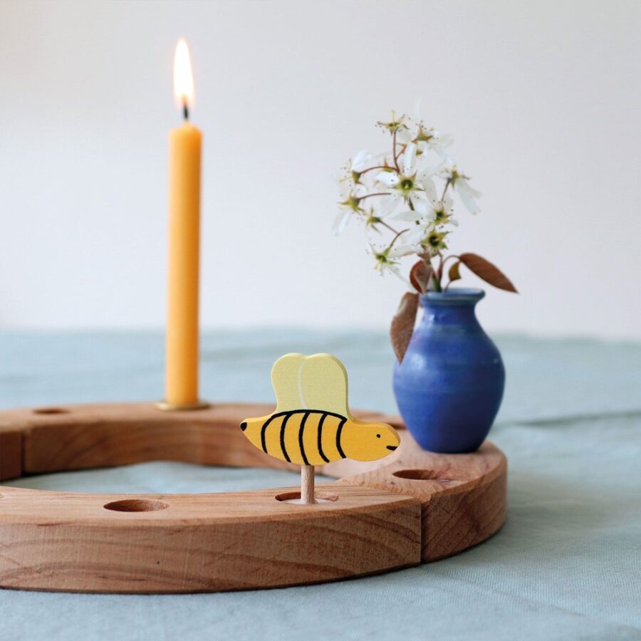 03440 Biene V3 1920x1920.jpg