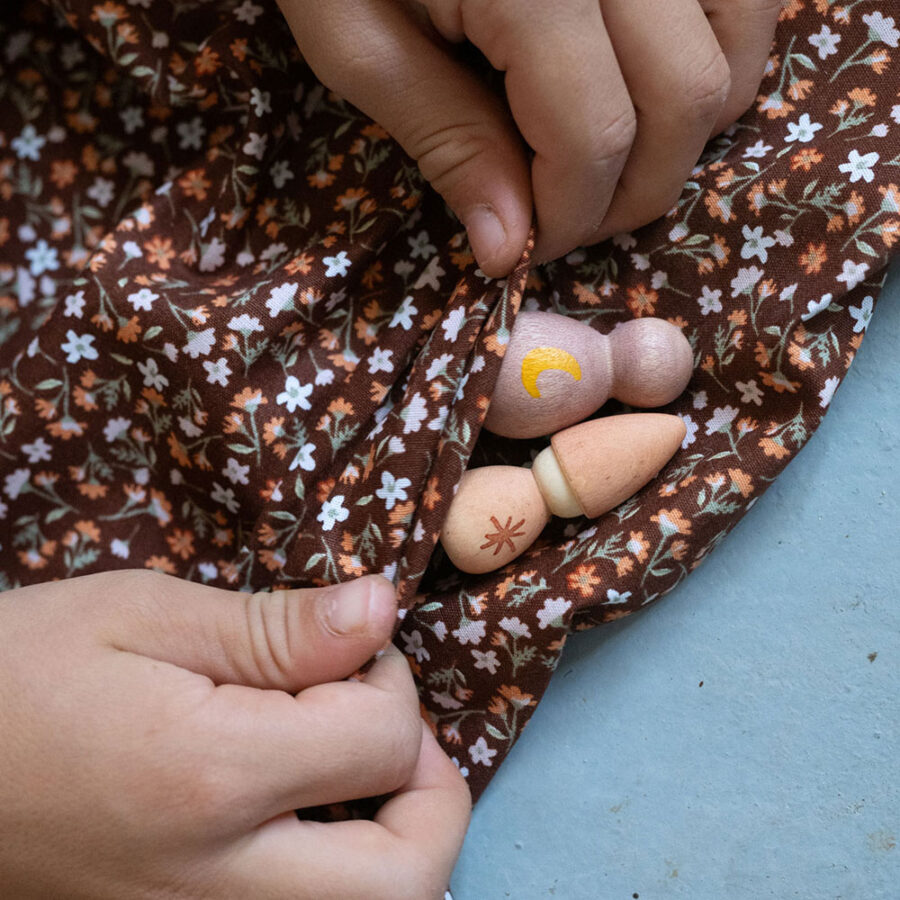 Art 24 256 Moonlight 3.jpg Art 24 256 Moonlight 3.jpg