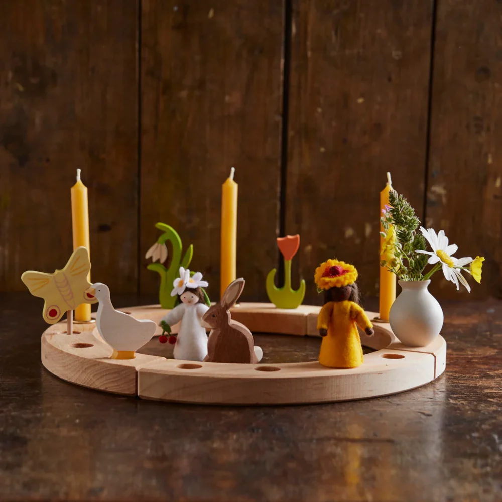 Mamaowl Grimms Celebration Ring Fairies Ostheimer 098 1024x1024 E1709802146394.webp