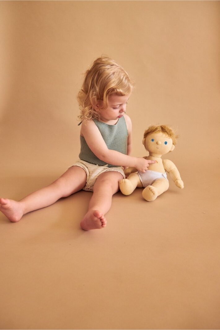 Oe Dinkumkids 26.jpg Oe Dinkumkids 26.jpg