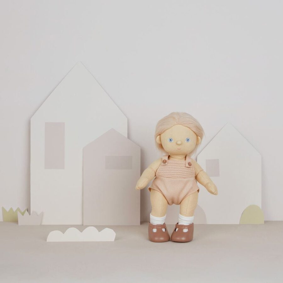 Petal Dinkum Doll 13.jpg Petal Dinkum Doll 13.jpg