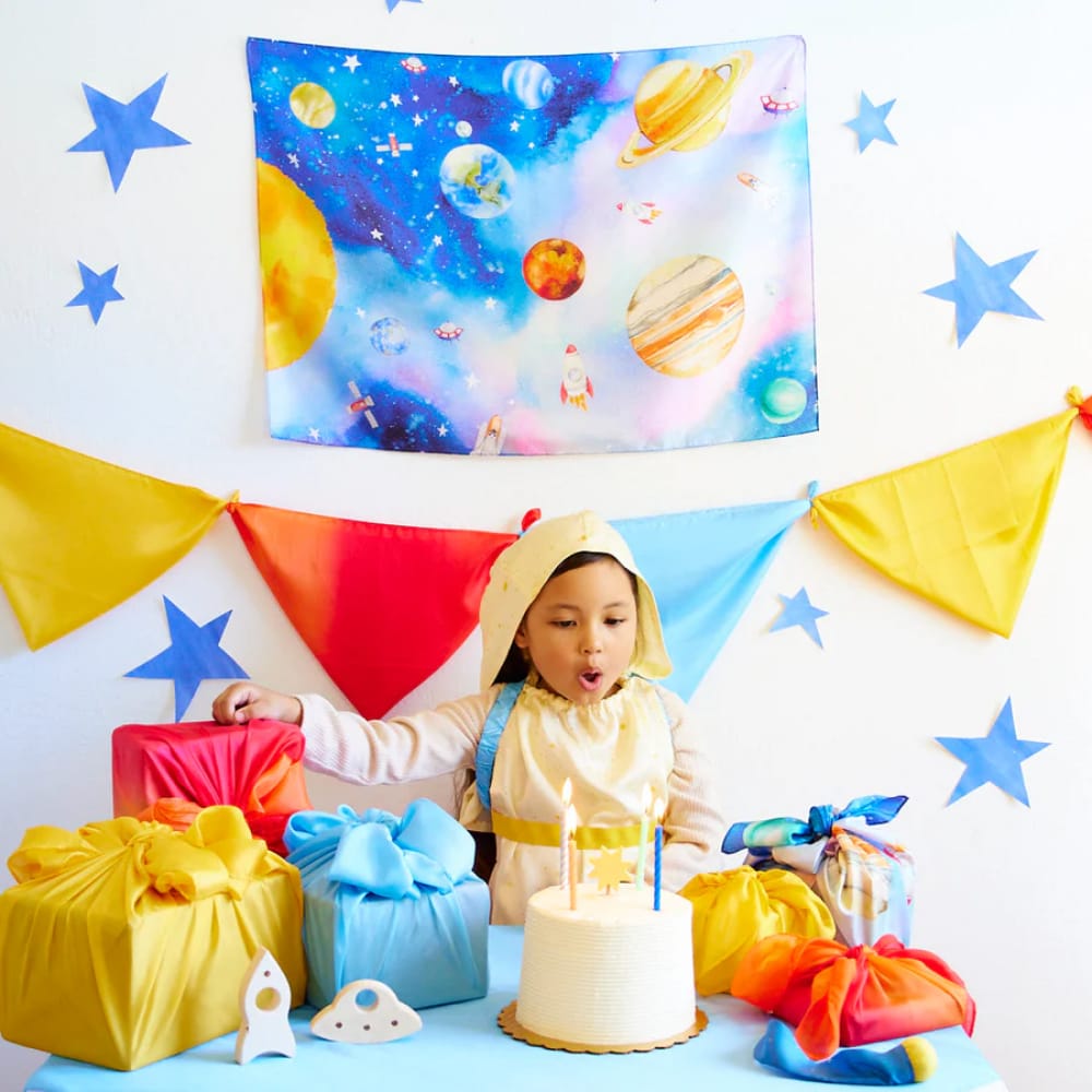 Spaceparty2 900x.jpg