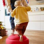 Stapelstein Original Grow Red Kinder Balance 1.jpg