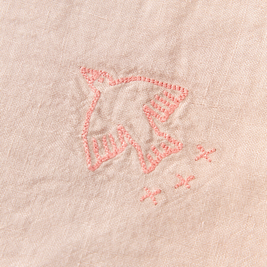 L1n0 Embroidery Winter Blanket Mauve Pink Nobodinoz 4 8435574934178.jpg L1n0 Embroidery Winter Blanket Mauve Pink Nobodinoz 4 8435574934178.jpg