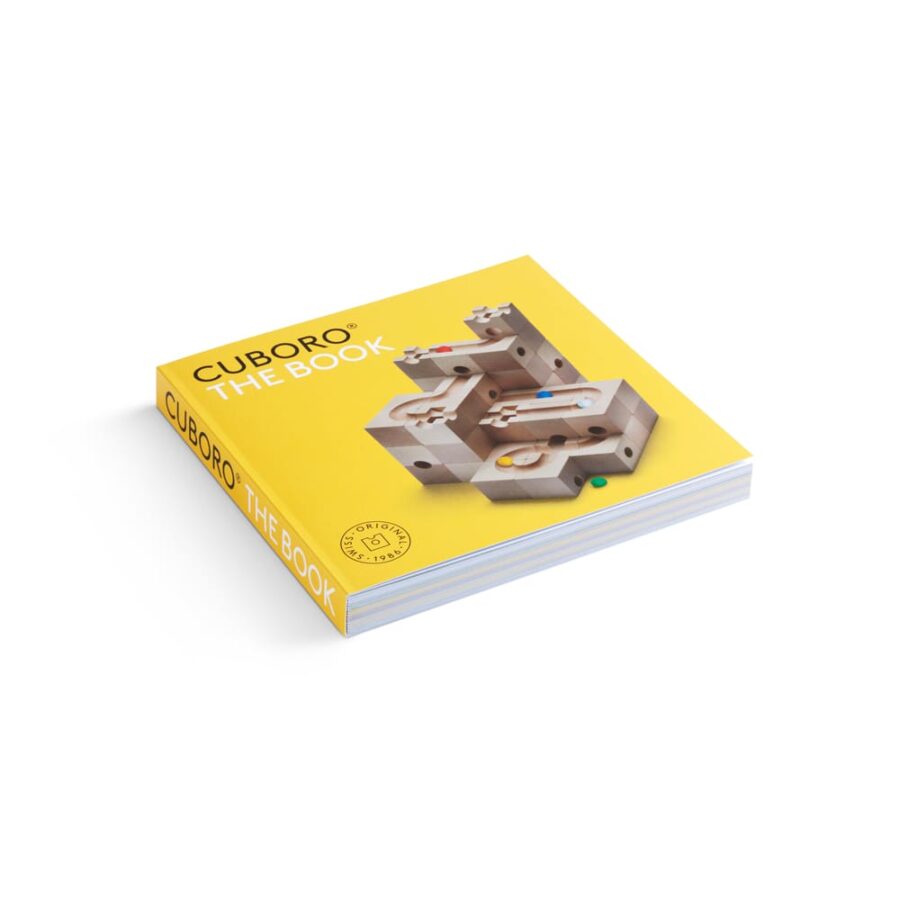 Packshot Cover 241 Cuboro The Book 2.jpg