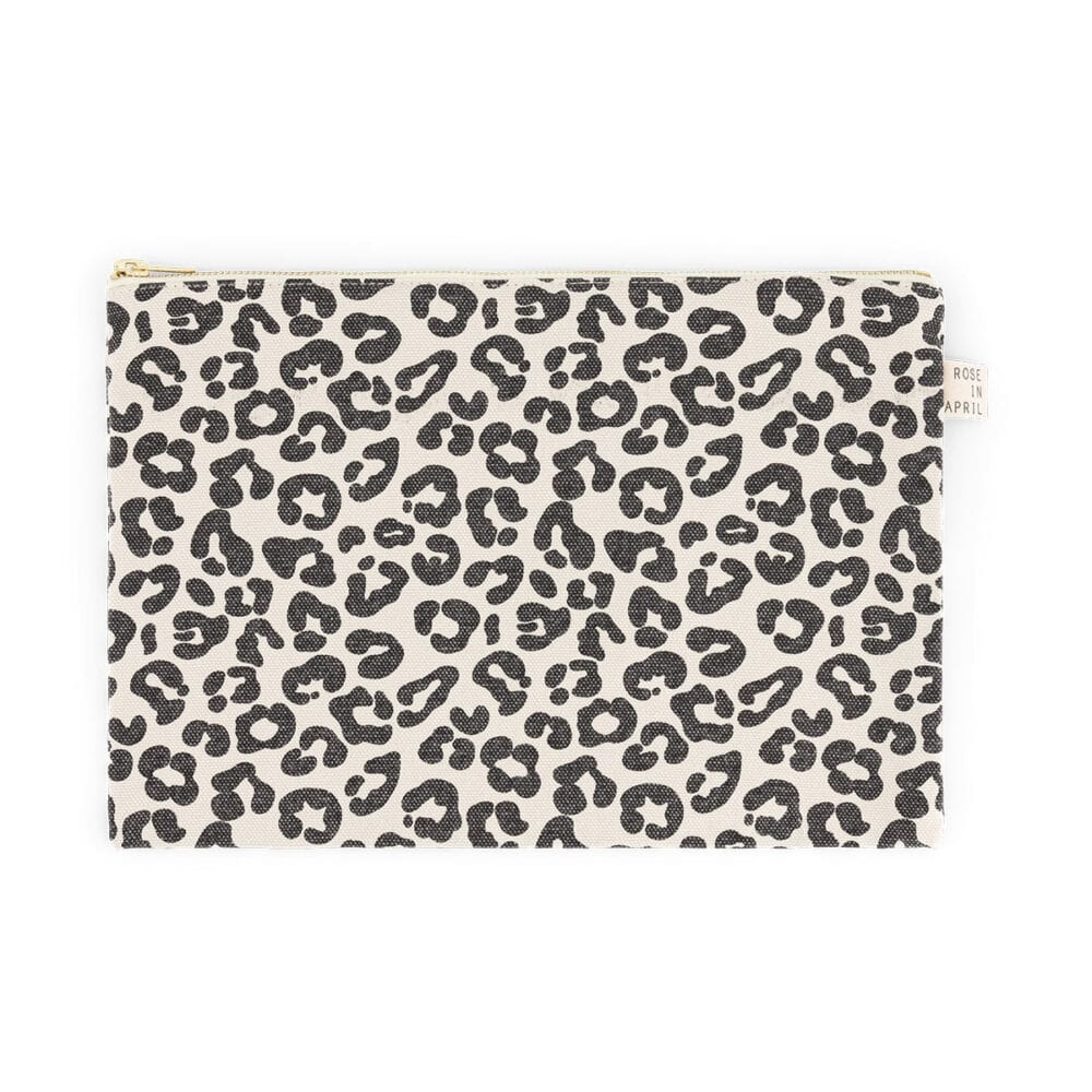 Pochette Lili Imprime Graou Greige1 E1727175449689.jpg