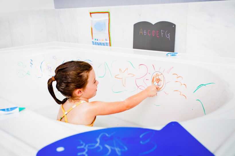 גיר ודג לאמבטיה.jpg