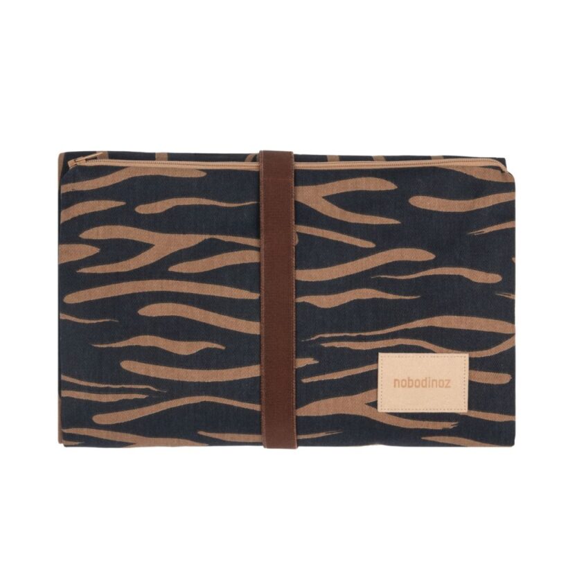 Hyde Park Waterproof Changing Pad 1.jpg Hyde Park Waterproof Changing Pad 1.jpg