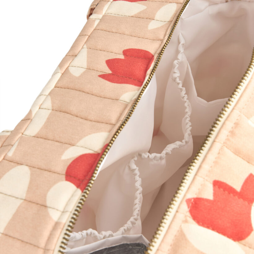 Hyde Park Waterproof Stroller Bag Red Tulips Nobodinoz 5 8435574937667 2 1.jpg