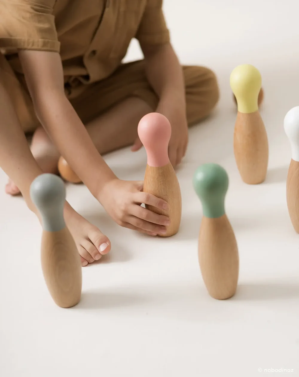 Bowling Set Wooden Toy Nobodinoz 4 V 2000000009919 2