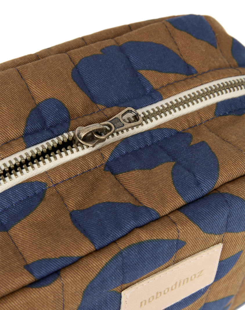 Hyde Park Vanity Case Blue Leaves Nobodinoz 4