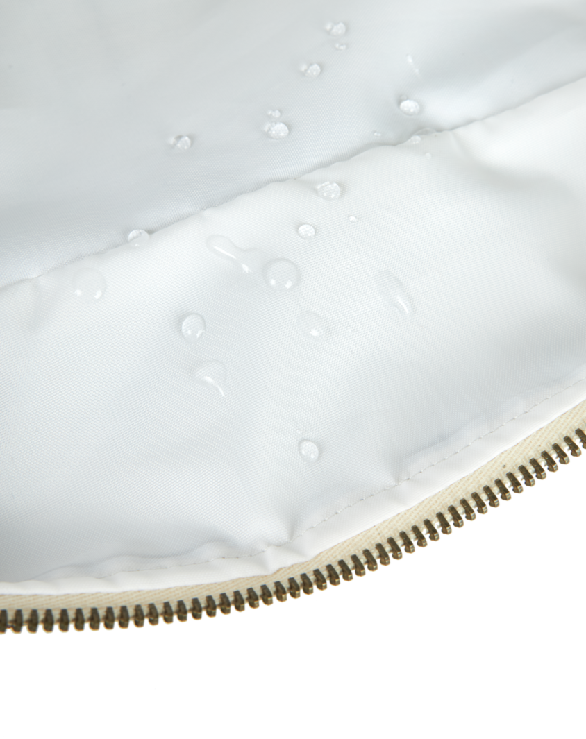 Hyde Park Waterproof Vanity Case Blue Black Tulips Nobodinoz 4 8435574932990 1