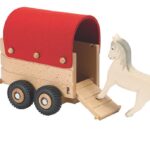 Pferd Weiss Pferdeanhänger 1920x1920