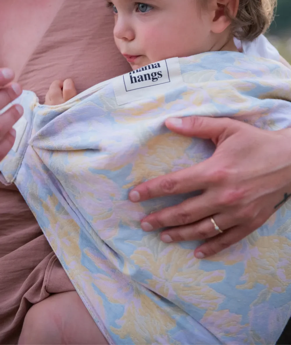 Mama Hangs Carry Walk Jacquard Pastel Flowers Made In France Porte Bebe Sur La Hanche39 3 Portage D Appoint
