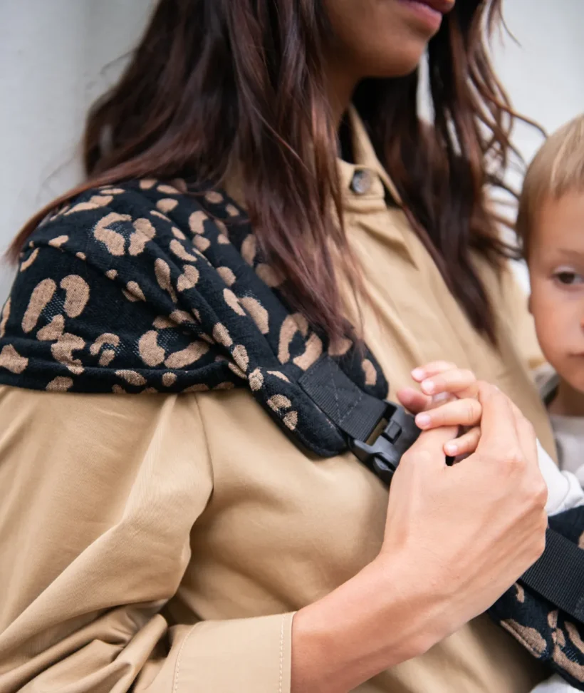 Mama Hangs Portage D Appoint Porte Bb Hanche Made In France Black Leopard Mama Hangs Portage D Appoint Porte Bb Hanche Made In France Black Leopard