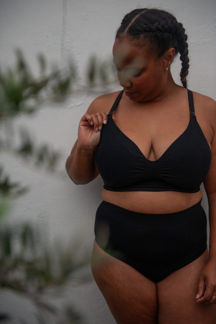 Mama Hangs Brassiere D Allaitement Essential Noir Micromodal Made In Portugal 8425 Mama Hangs Brassiere D Allaitement Essential Noir Micromodal Made In Portugal 8425