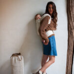 Mama Hangs Porte Bébé Carry&bloom Palm Ecru 0400 Mama Hangs Porte Bébé Carry&bloom Palm Ecru 0400