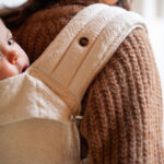 Mama Hangs Porte Bébé Carry&bloom Palm Ecru 0408 Mama Hangs Porte Bébé Carry&bloom Palm Ecru 0408