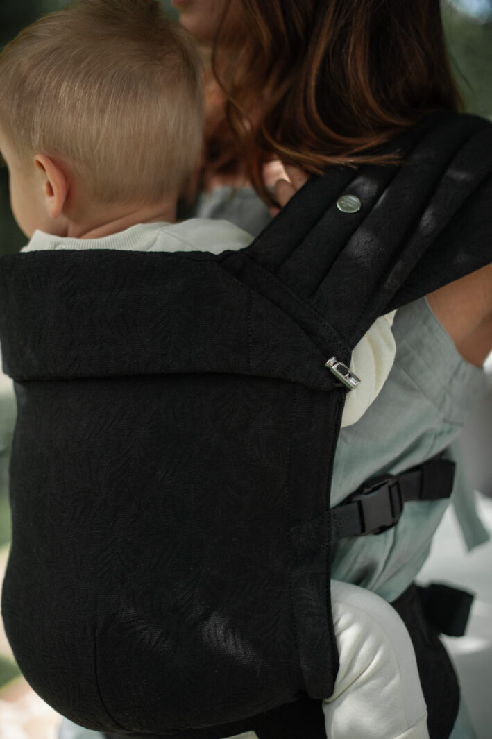 Mama Hangs Porte Bébé Carry&bloom Palm Noir 0526 Mama Hangs Porte Bébé Carry&bloom Palm Noir 0526