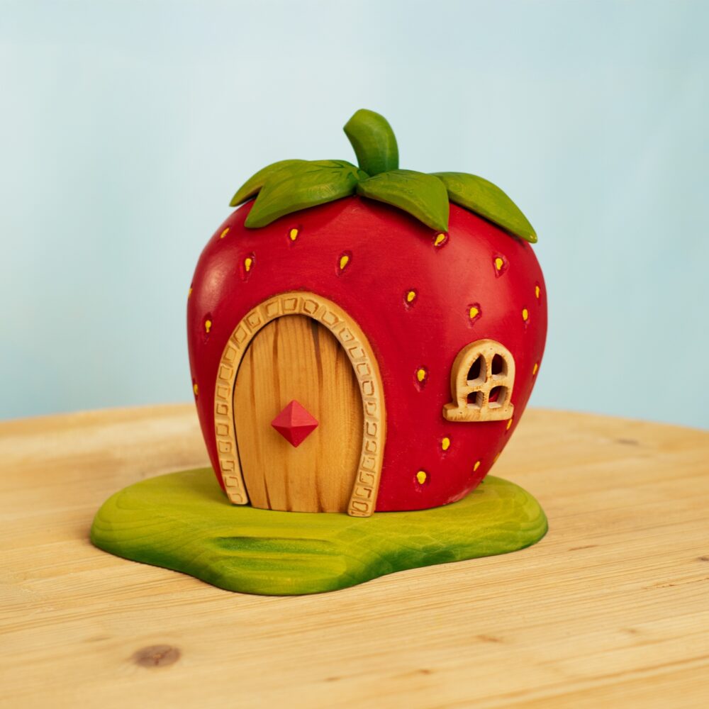 Strawberry House~5684711
