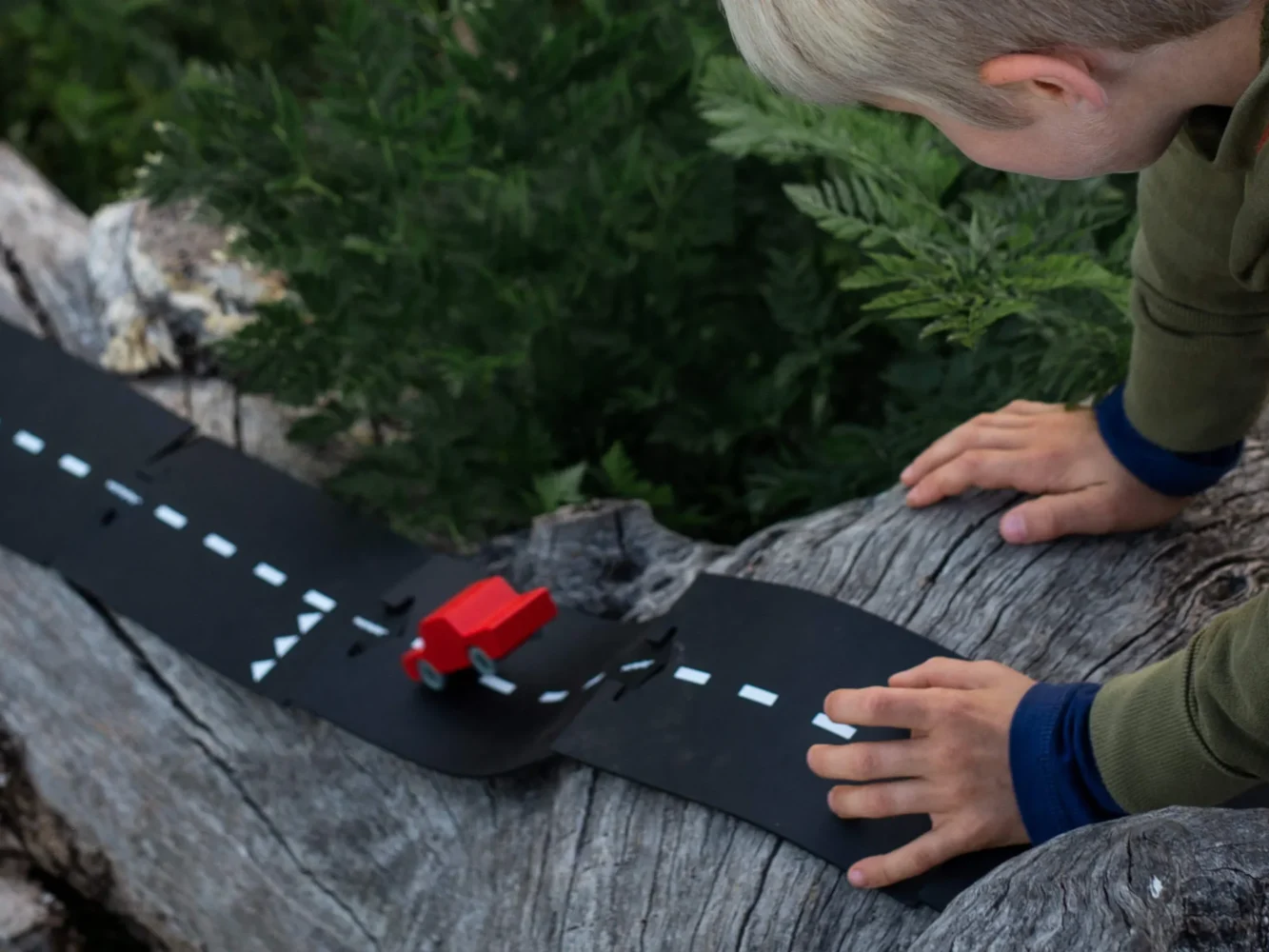 Waytoplay Back And Forth Car Red 2outdoorplaytreeroadcar.jpg